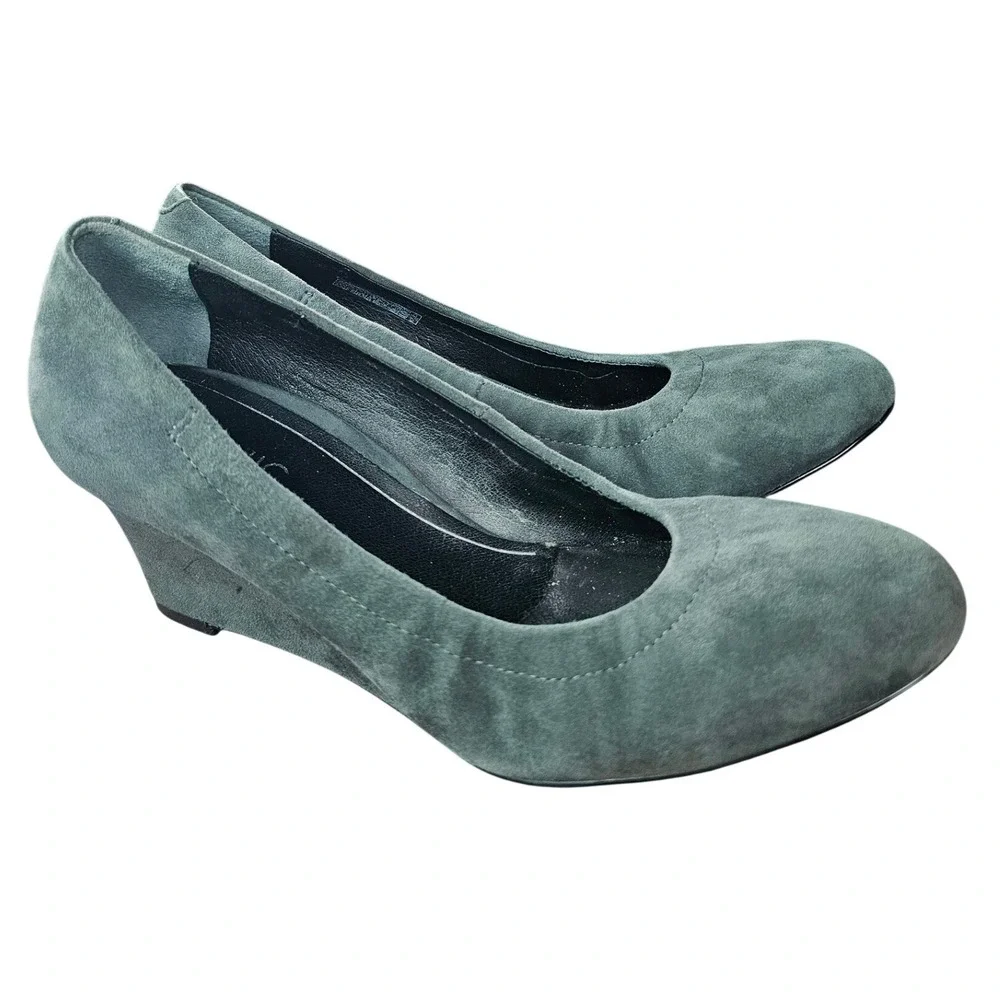 Vionic Camden Wedge Pumps Womens 7.5 Grey Suede Comfort Round Toe